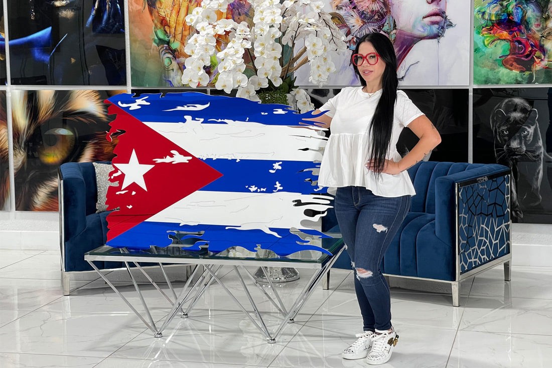 Elegant acrylic design depicting the cuban flag.